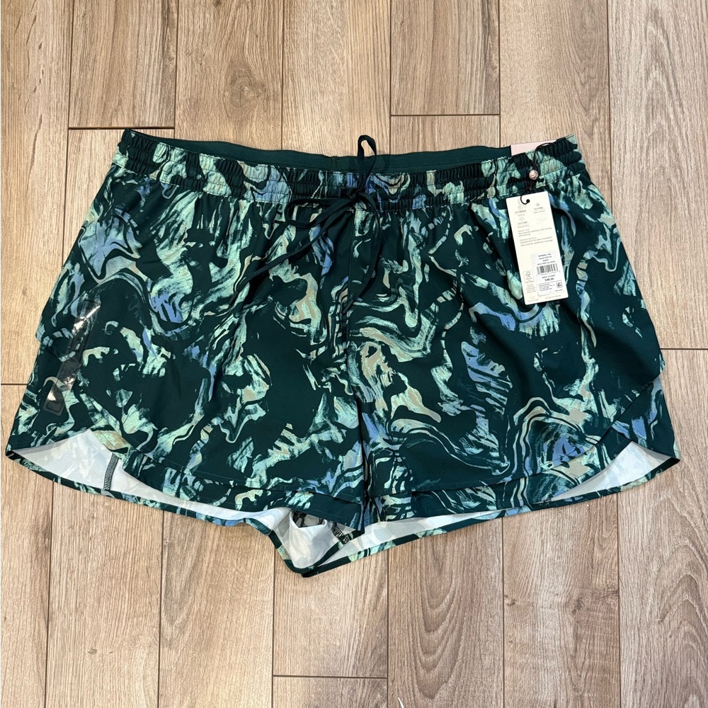 NWT Calia Step Up Shorts